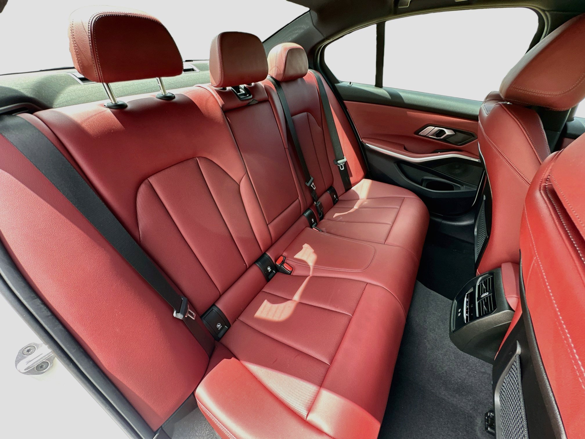 Certified 2023 BMW 330e w/ Convenience Package RWD image 27