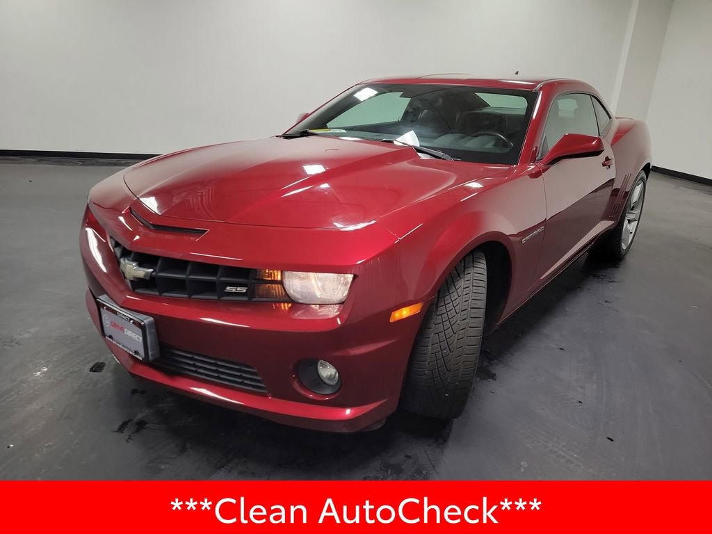 Used 2011 Chevrolet Camaro SS RWD image 4