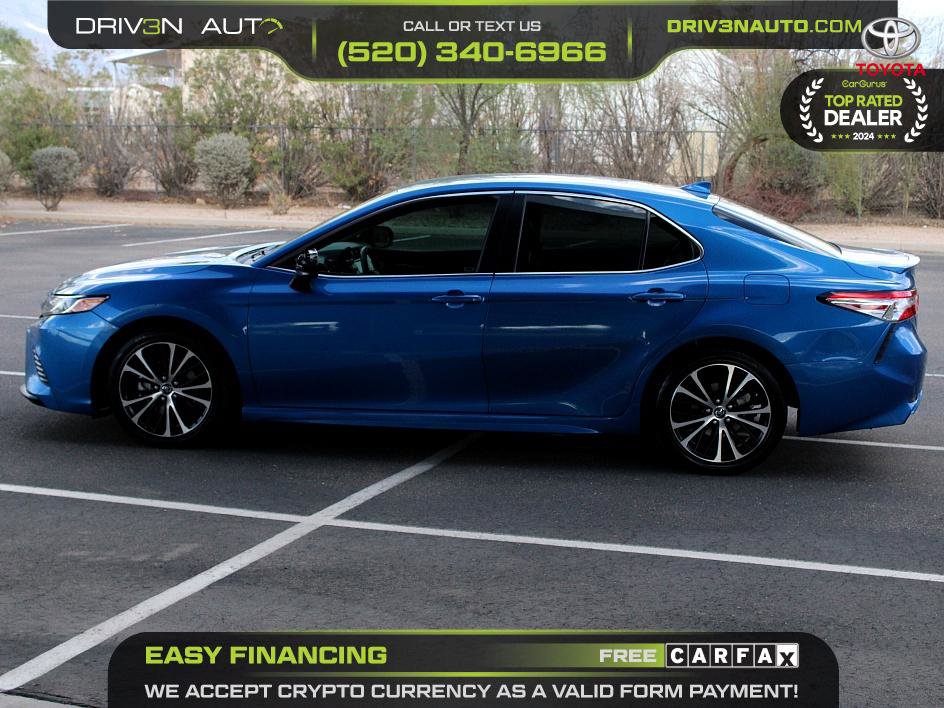 Used 2020 Toyota Camry SE w/ Carpet Mat Package image 4