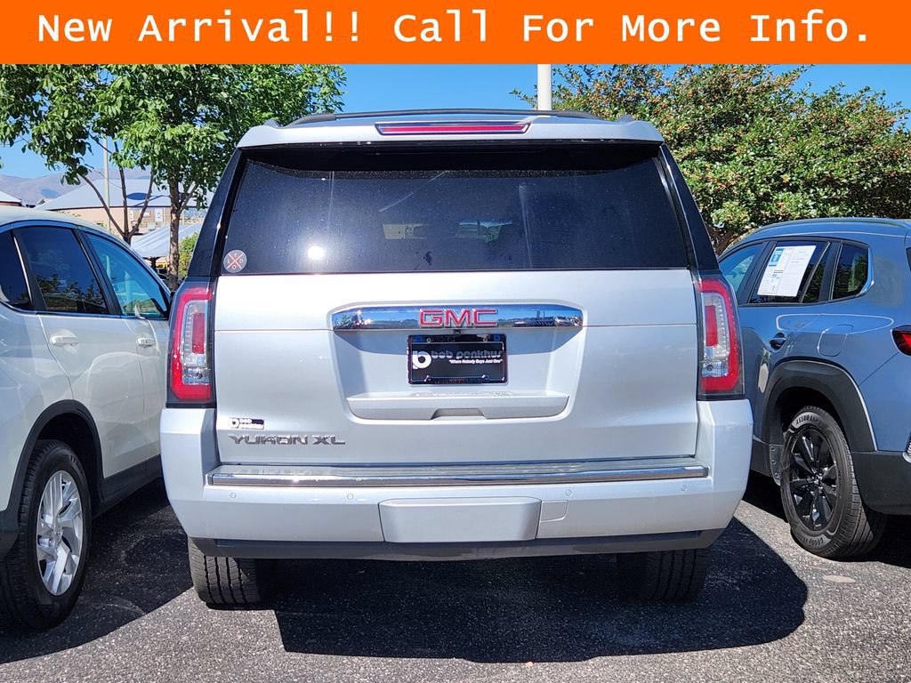 Used 2015 GMC Yukon XL Denali w/ Premium Package AWD/4WD image 5