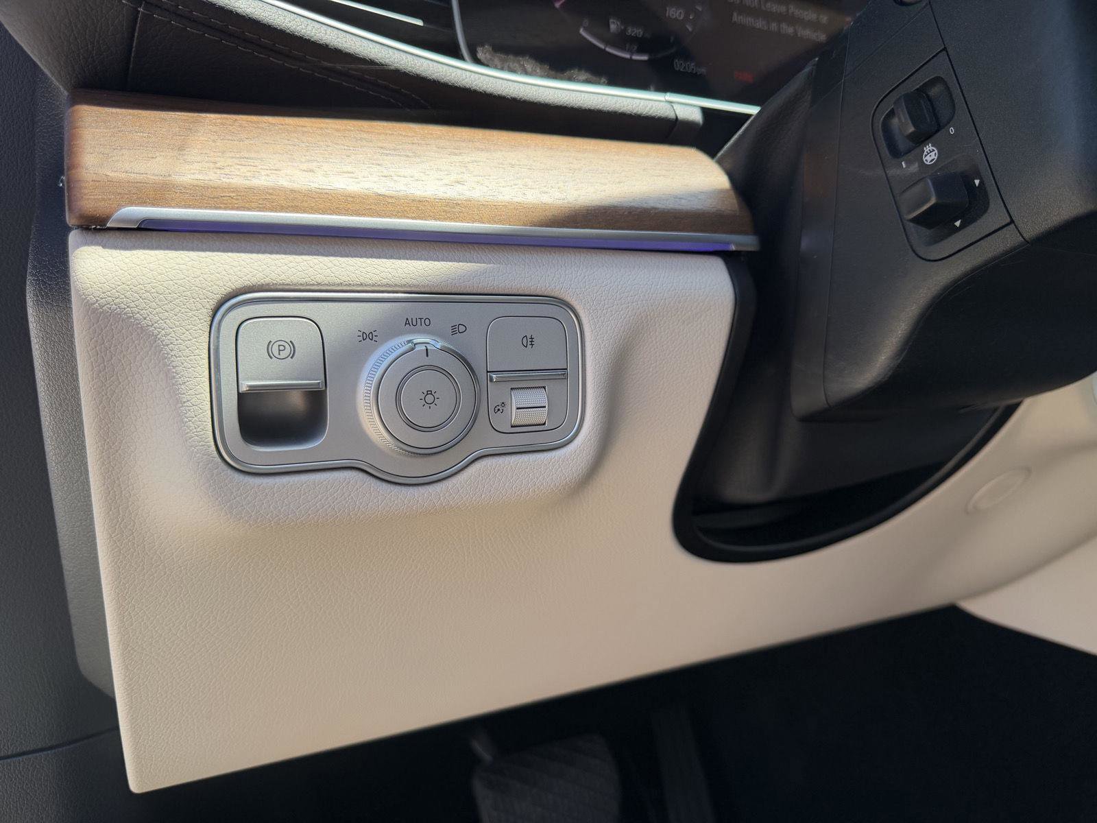 Certified 2025 Mercedes-Benz GLS 450 4MATIC image 5