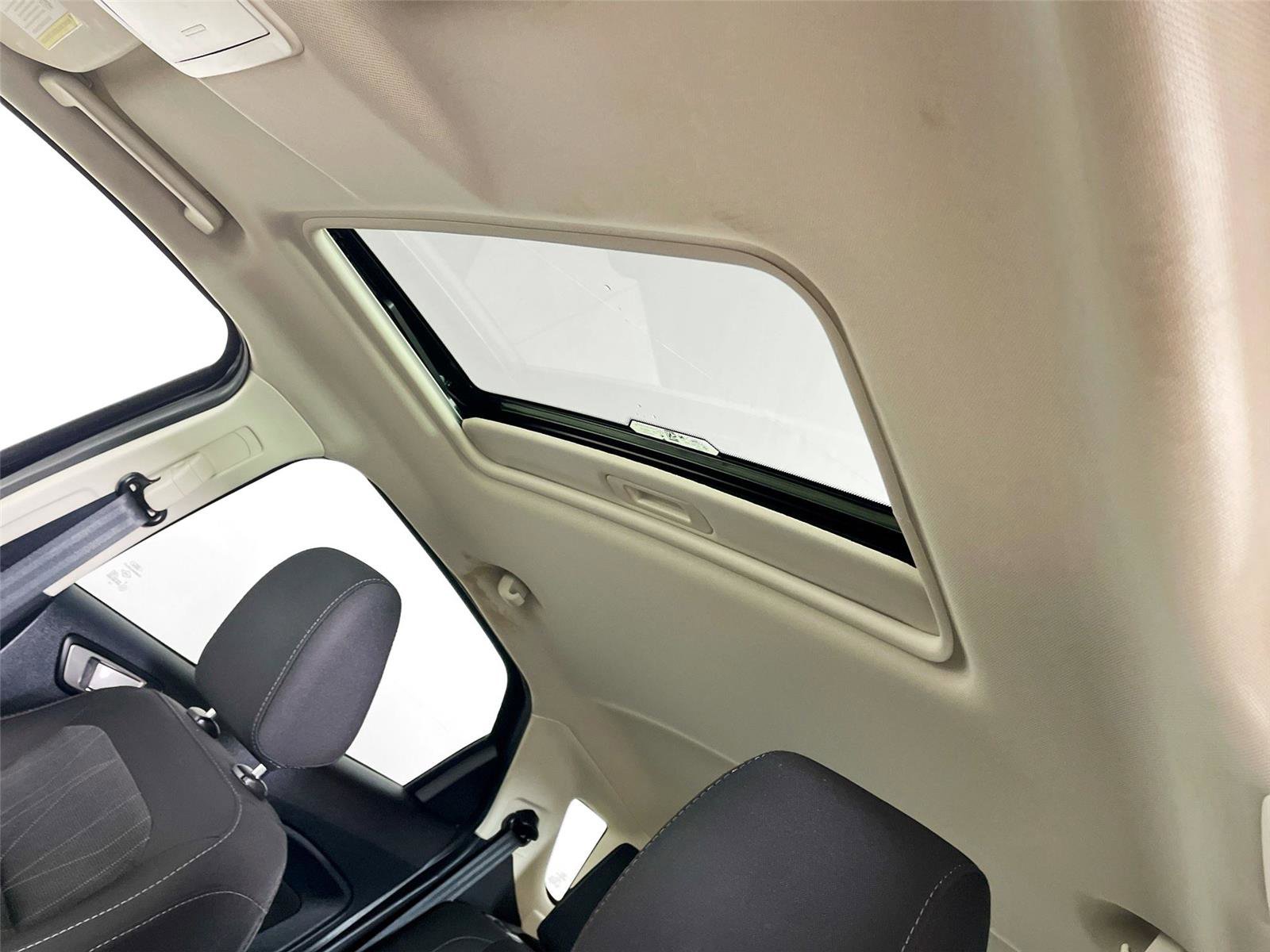 Used 2021 Ford EcoSport SE image 14