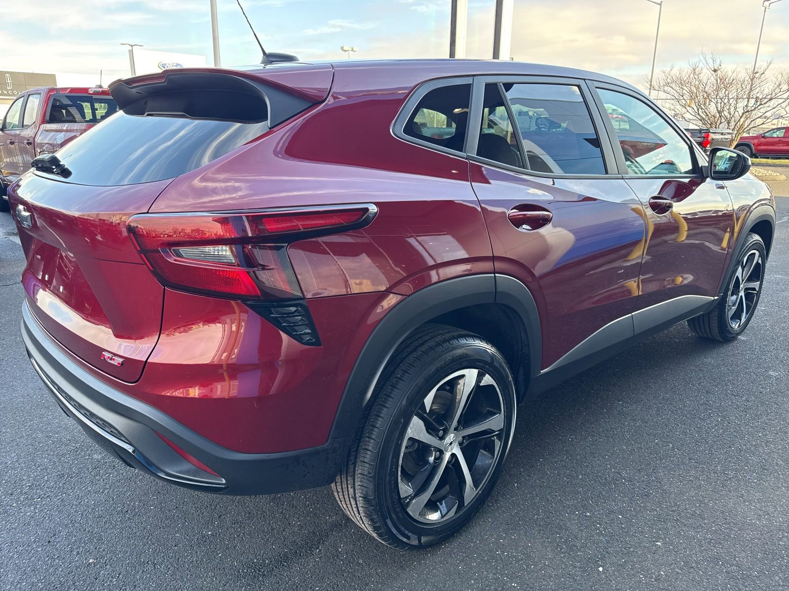 Used 2024 Chevrolet Trax RS w/ Driver Confidence Package image 6