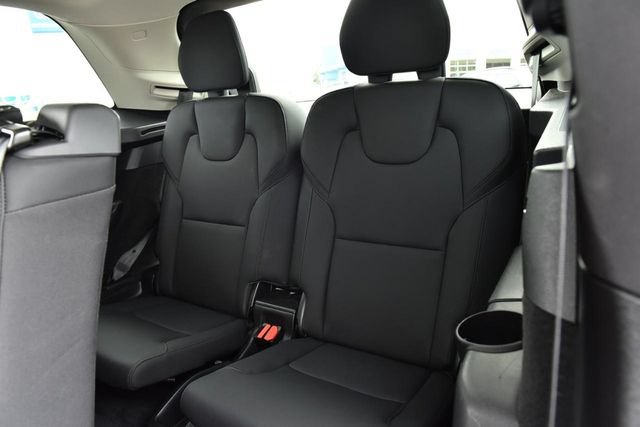 Used 2025 Volvo XC90 B6 Plus AWD/4WD image 25