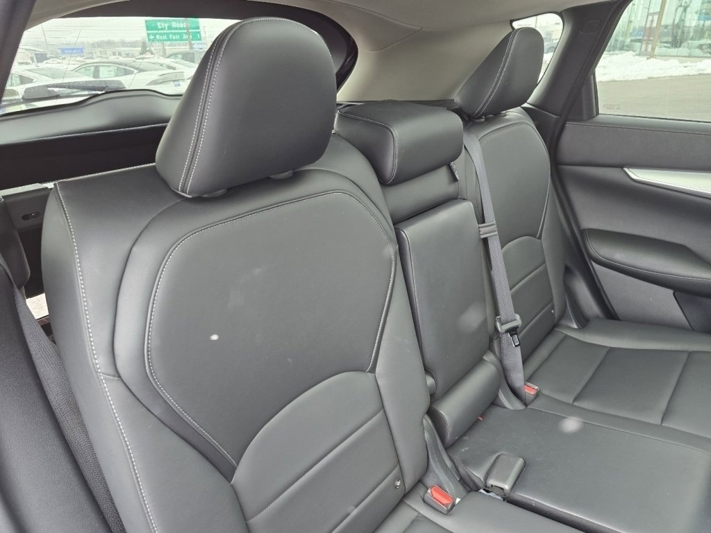 Used 2020 INFINITI QX50 Essential image 17