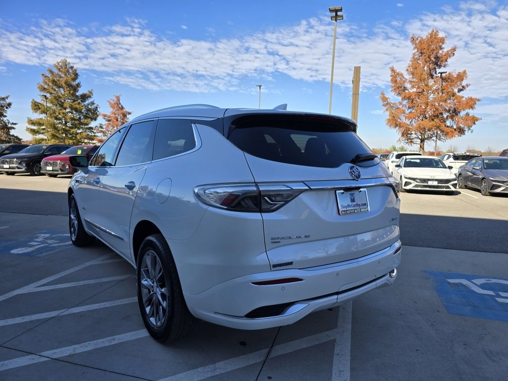 Used 2022 Buick Enclave Avenir w/ Avenir Technology Package image 7