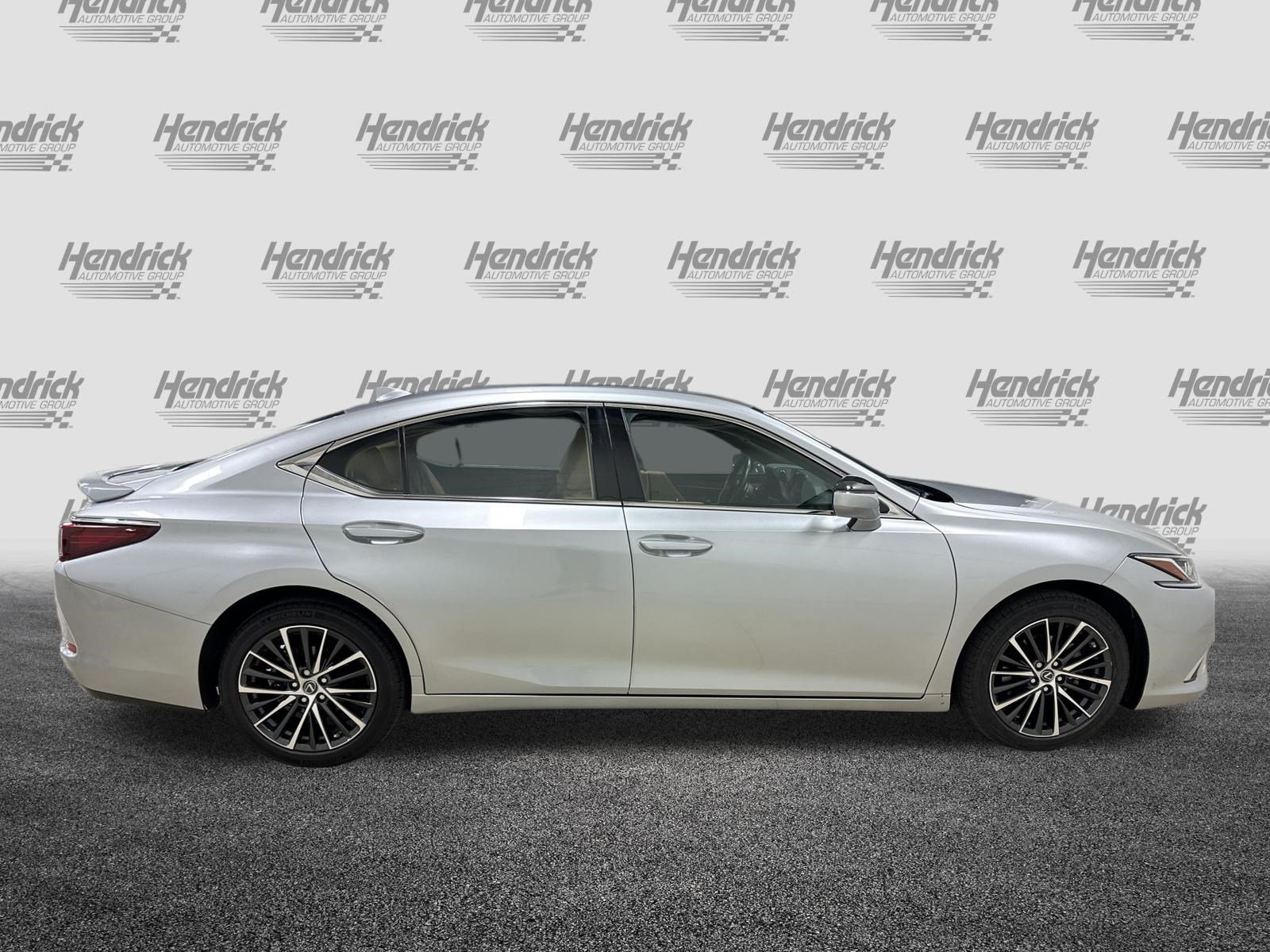Certified 2025 Lexus ES 350 w/ Premium Package FWD image 11