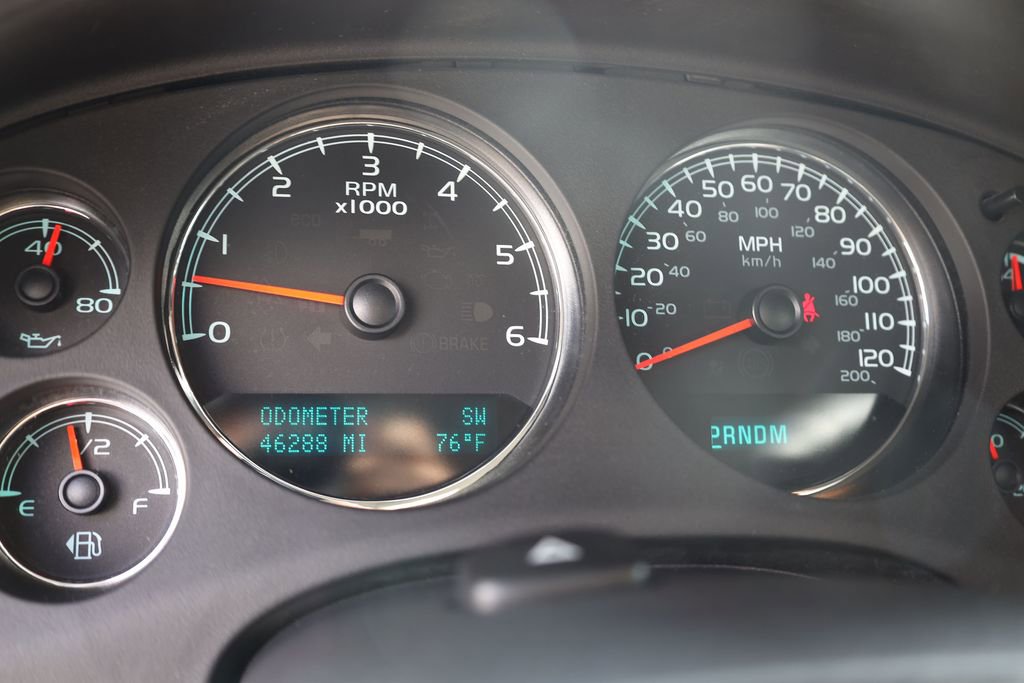 Used 2011 Chevrolet Suburban LTZ AWD/4WD image 14