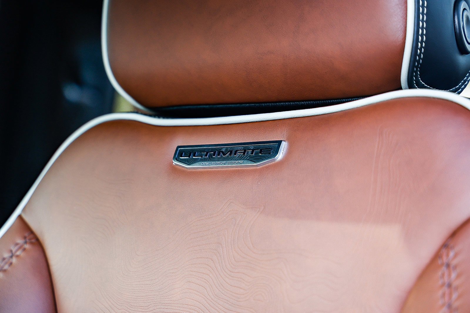 Used 2024 GMC Sierra 3500 Denali Ultimate image 27