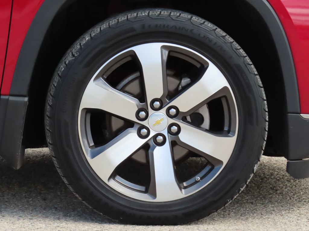 Used 2019 Chevrolet Traverse LT w/ LT Premium Package AWD/4WD image 16