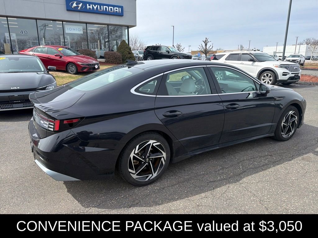 Used 2024 Hyundai Sonata SEL w/ Convenience Package image 3