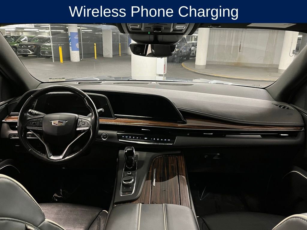 Used 2022 Cadillac Escalade Premium Luxury w/ LPO, Illumination Package image 7