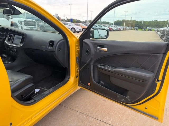 Used 2017 Dodge Charger SXT w/ AWD Plus Group image 24