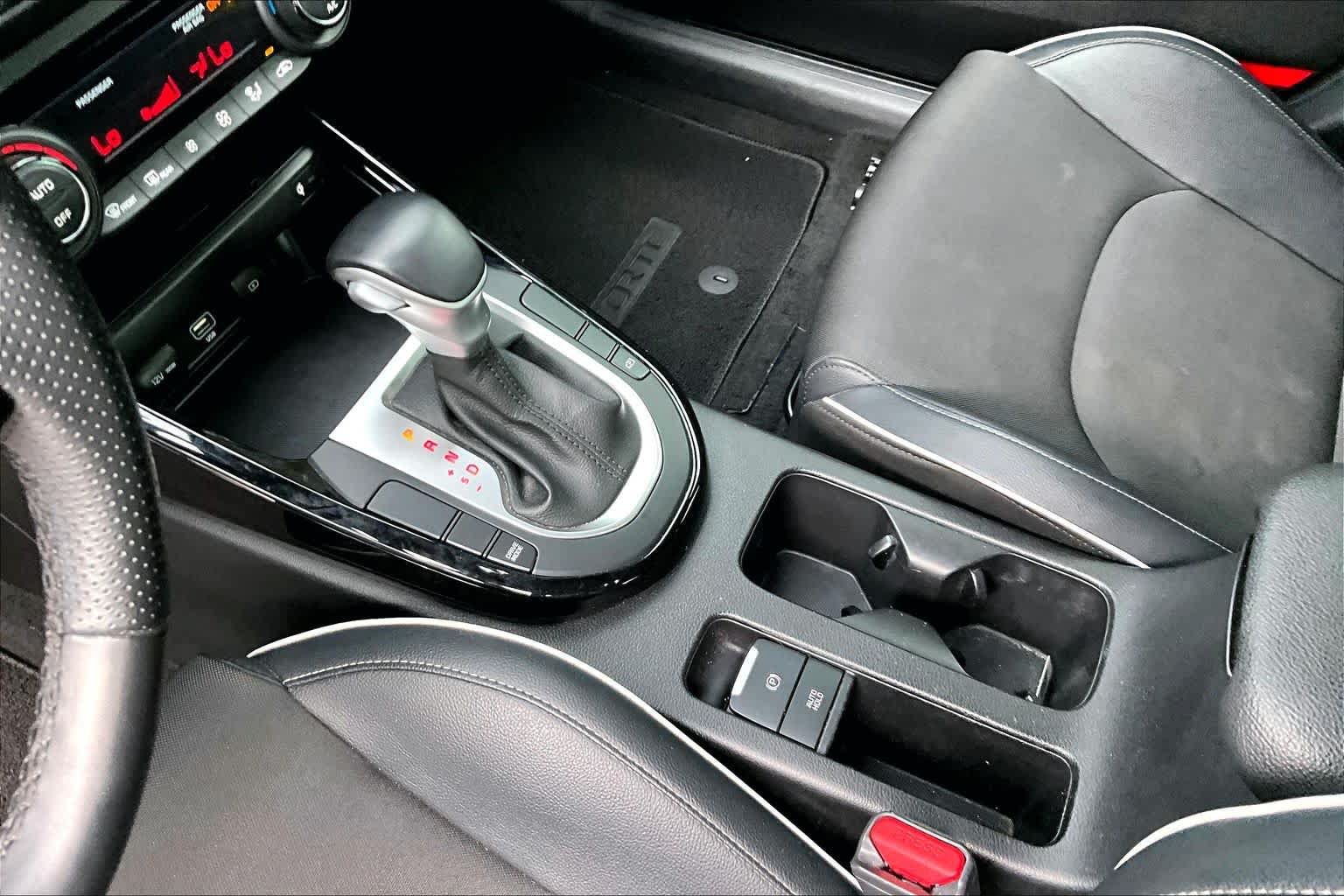 Used 2023 Kia Forte GT-Line w/ GT-Line Premium Package FWD image 16