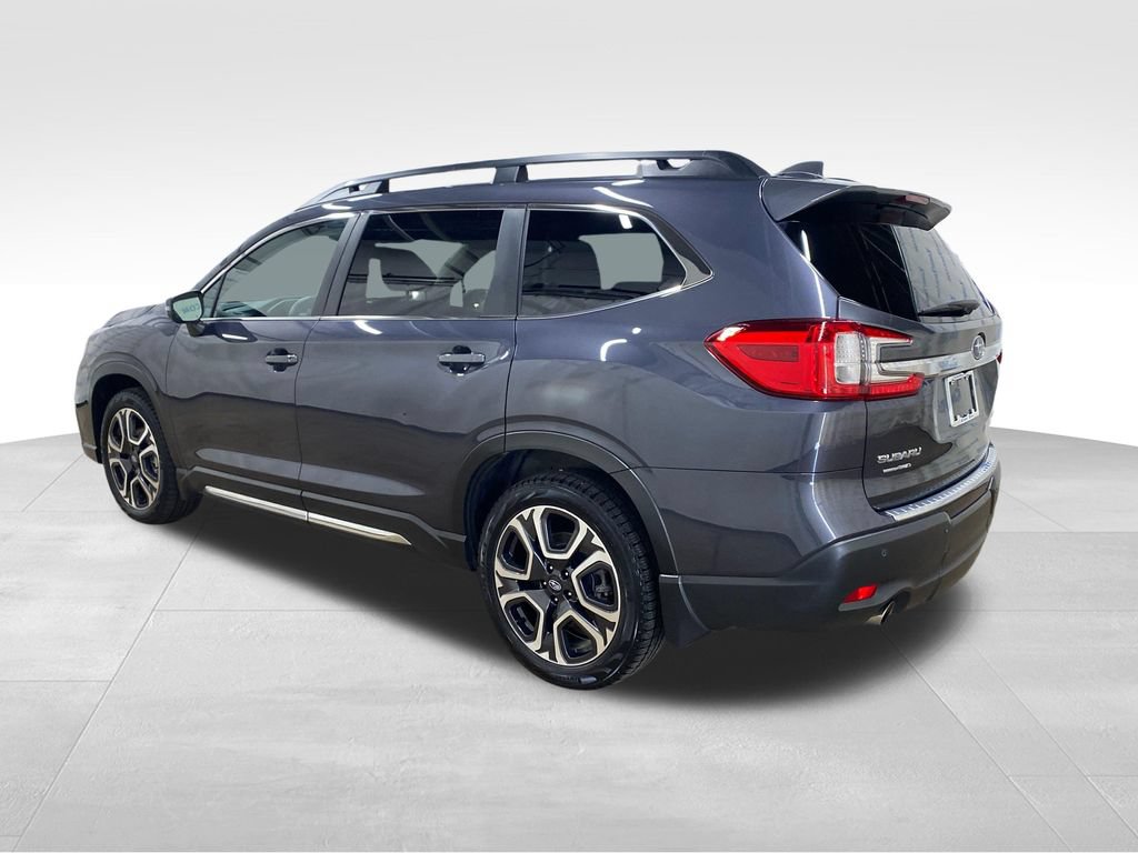 Certified 2023 Subaru Ascent Limited AWD/4WD image 2