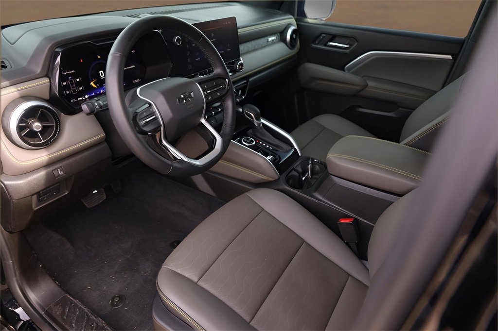 Used 2024 Chevrolet Colorado ZR2 w/ ZR2 Convenience Package III image 10