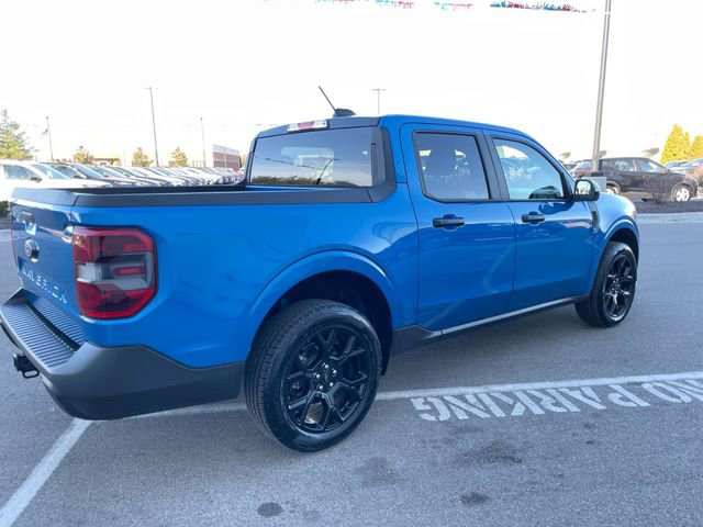 Used 2025 Ford Maverick XLT w/ Black Appearance Package image 5