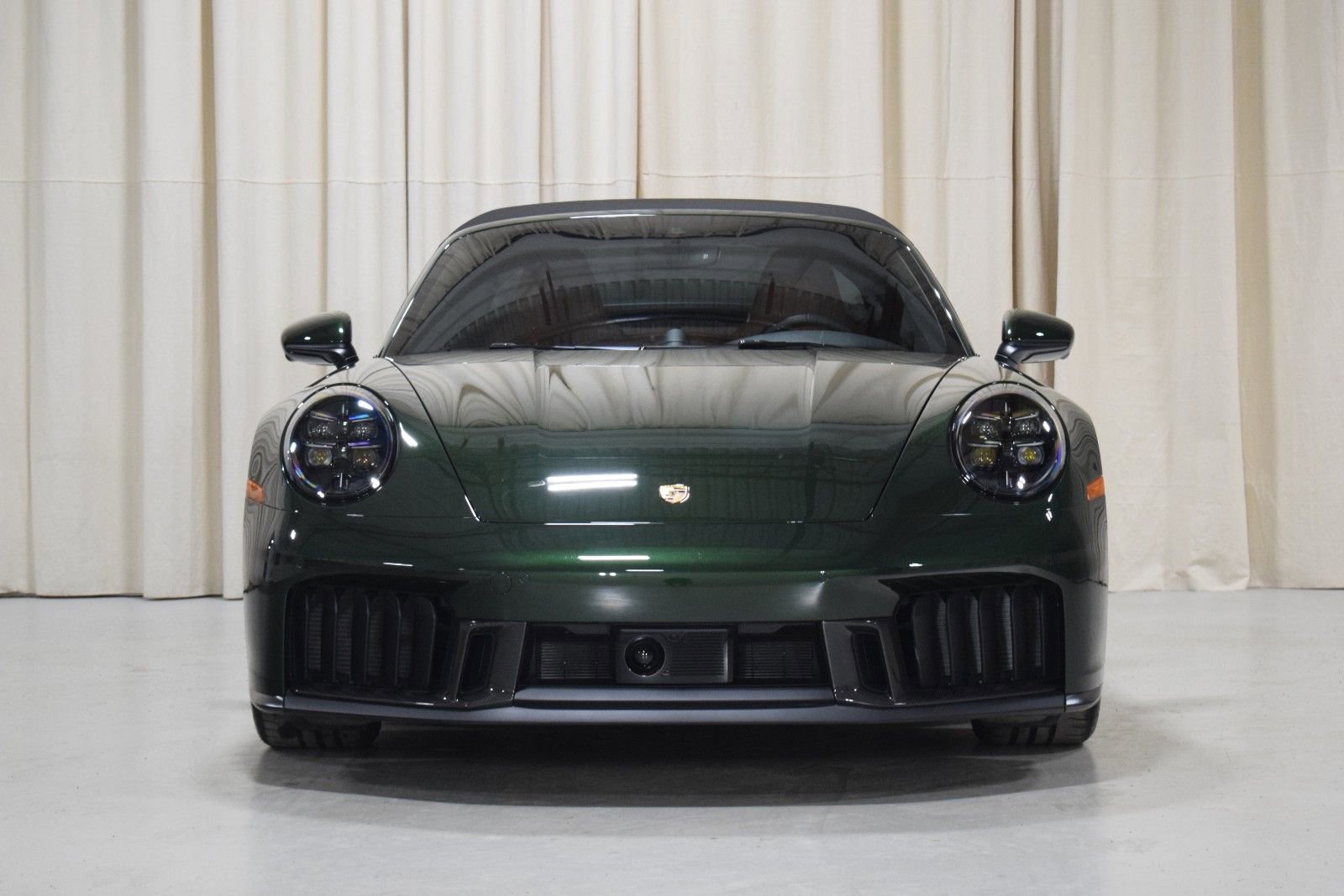 Used 2026 Porsche 911 Targa 4 GTS image 9