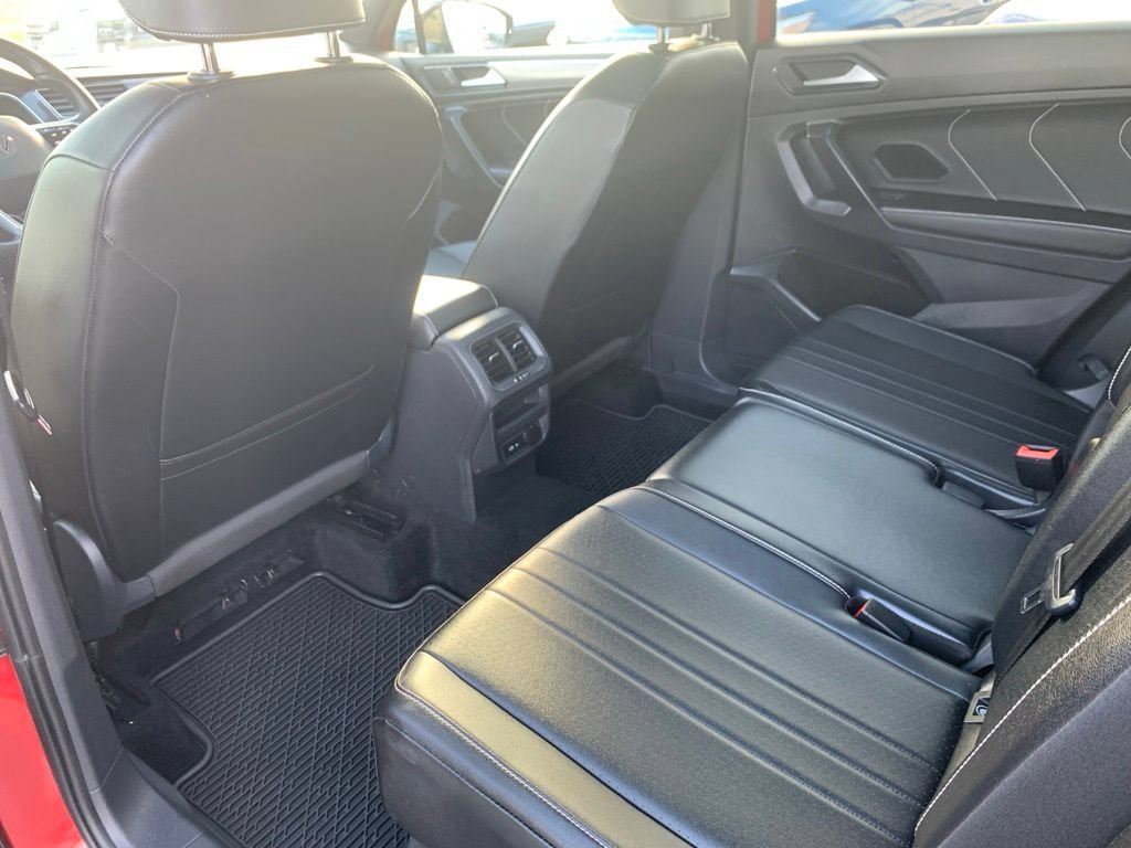Used 2024 Volkswagen Tiguan SE R-Line AWD/4WD image 24