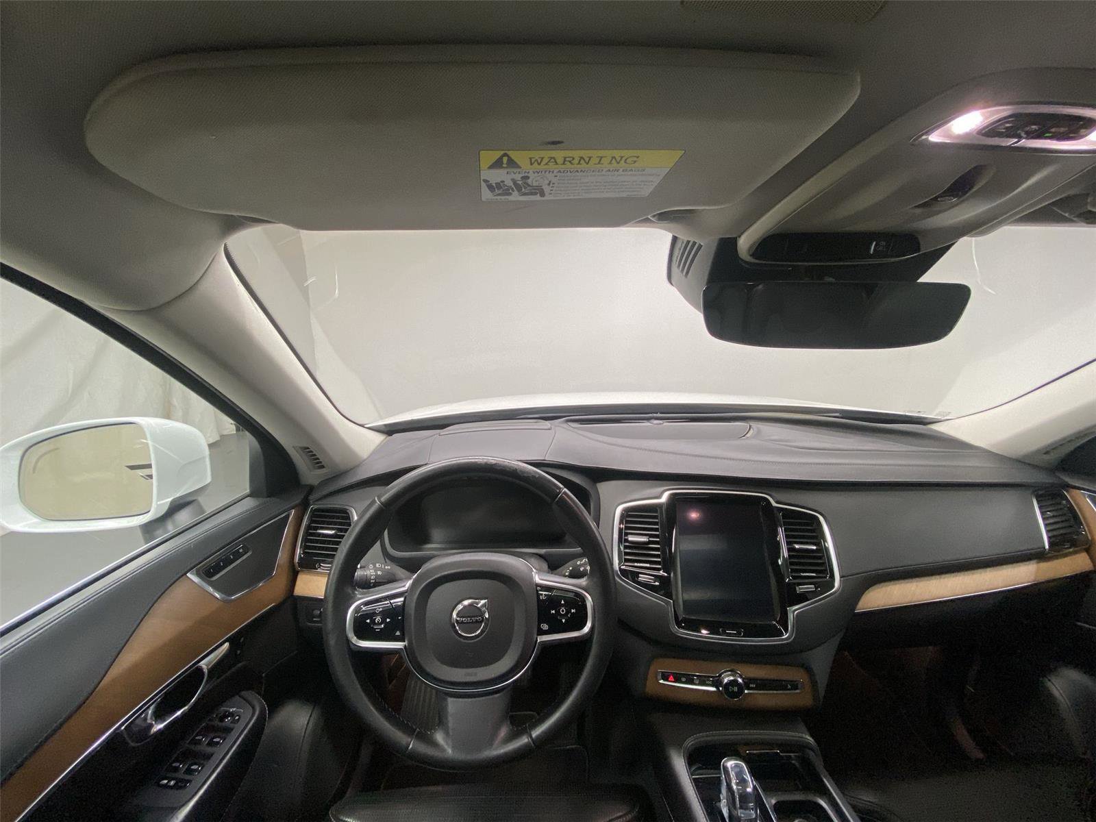 Used 2016 Volvo XC90 T8 Inscription AWD/4WD image 32