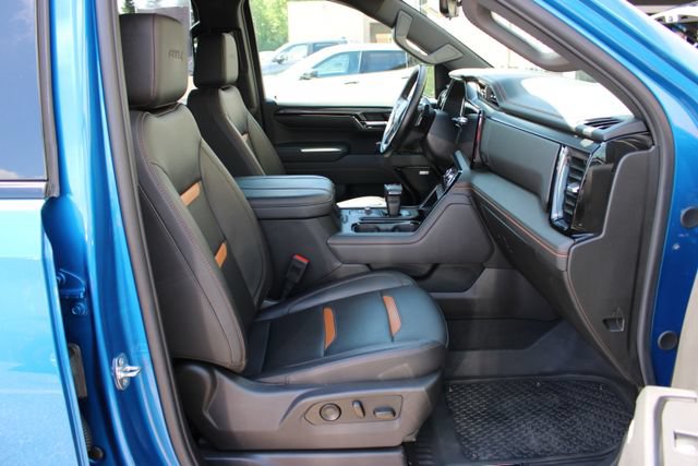 Used 2024 GMC Sierra 1500 AT4 w/ Technology Package AWD/4WD image 52