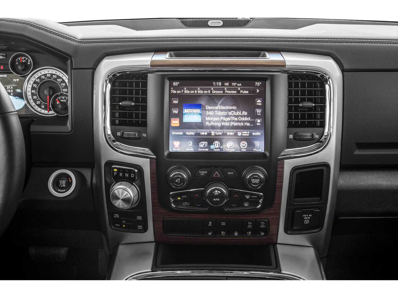 Used 2018 RAM 1500 Laramie AWD/4WD image 7