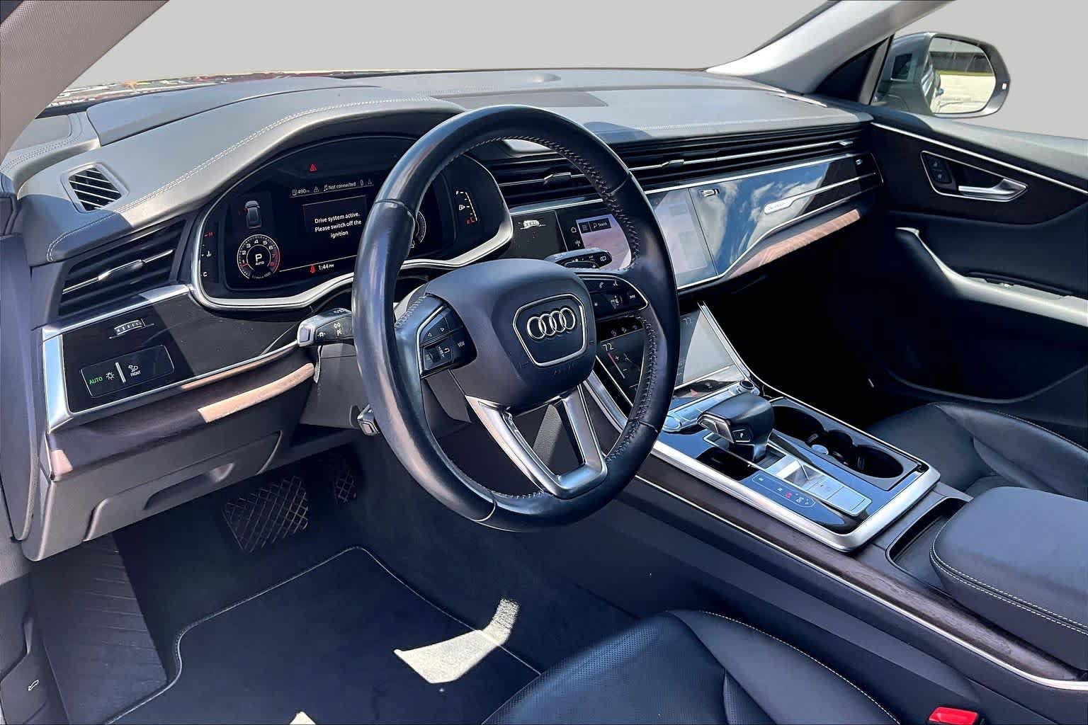 Used 2019 Audi Q8 Prestige w/ Year 1 Package AWD/4WD image 18