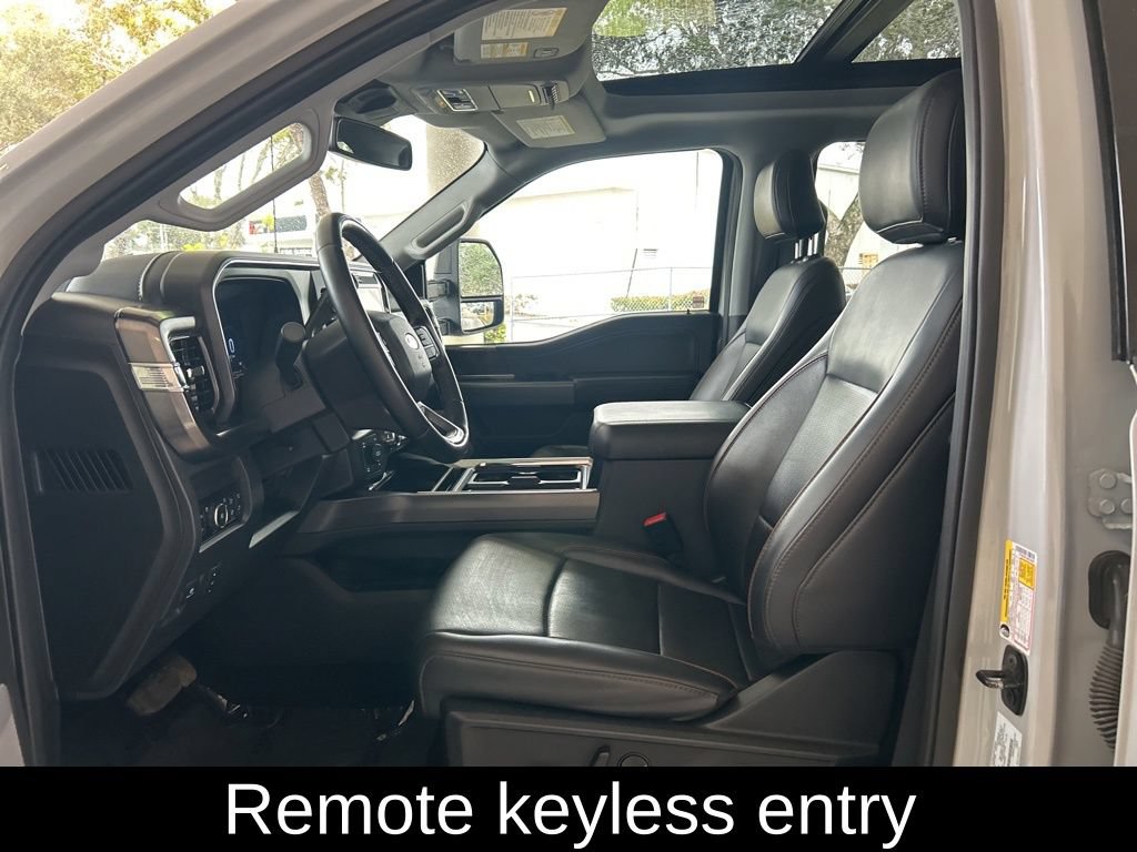 Used 2025 Ford F350 Lariat AWD/4WD image 6