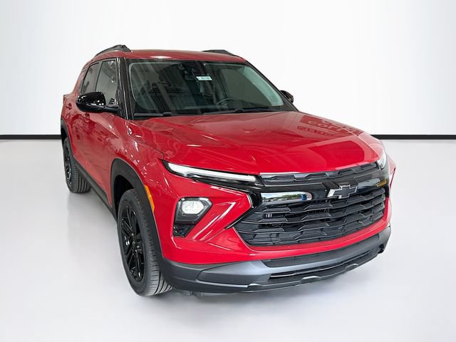 New 2026 Chevrolet TrailBlazer LT w/ Midnight Edition AWD/4WD image 3