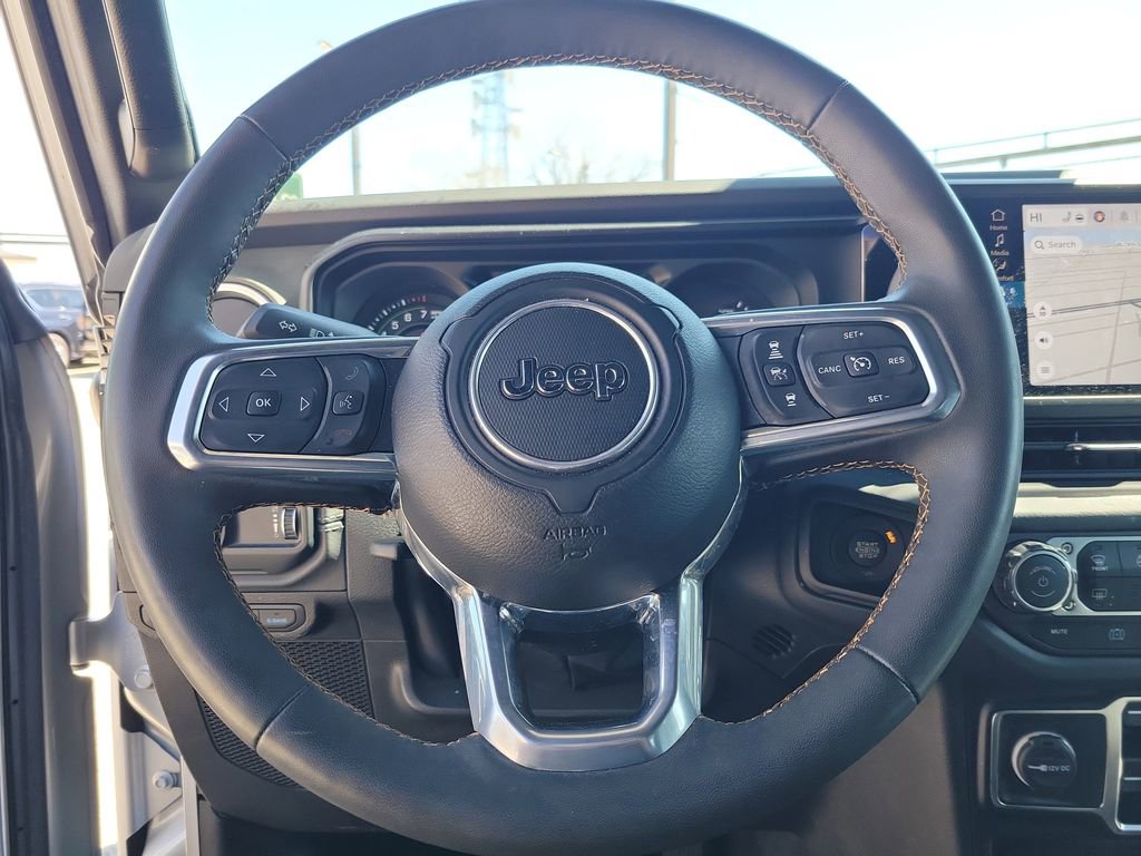 Used 2024 Jeep Wrangler High Altitude image 20
