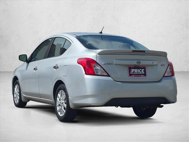 Used 2016 Nissan Versa SV w/ SV Appearance Package FWD image 5