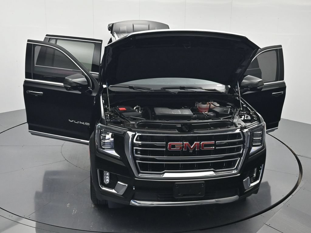 Used 2023 GMC Yukon XL SLT w/ SLT Luxury Package AWD/4WD image 47