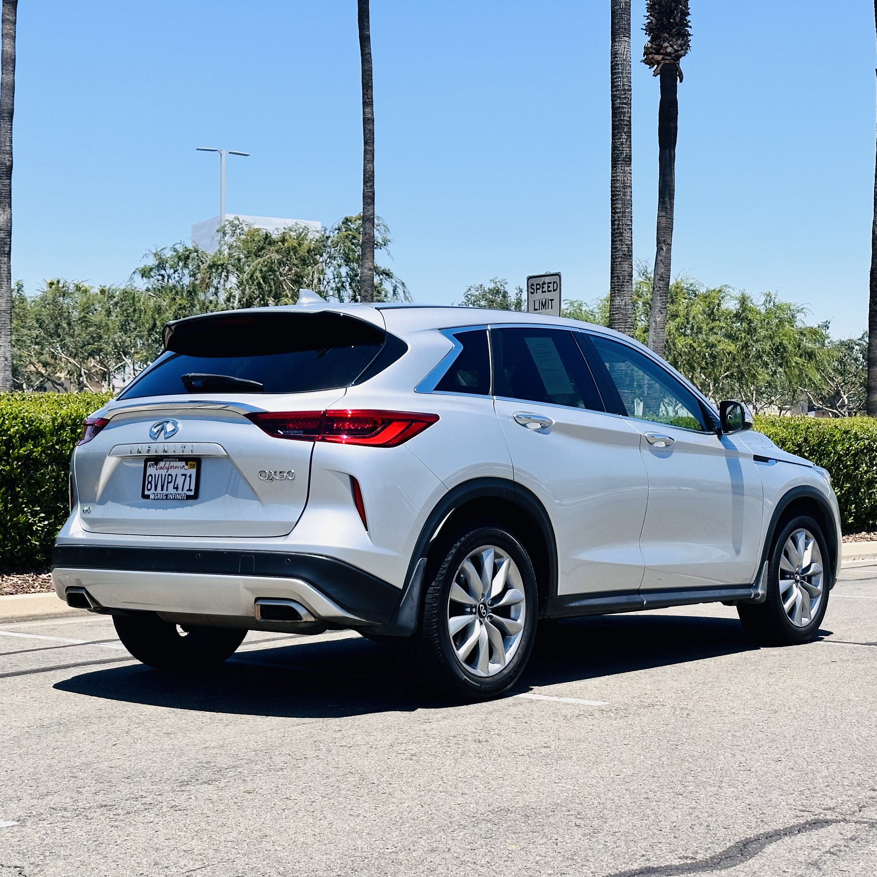 Used 2021 INFINITI QX50 Pure image 10