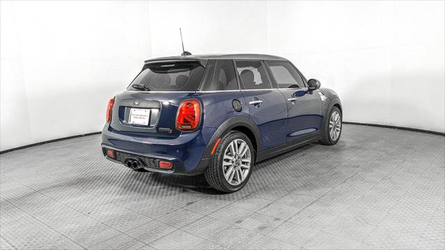 Used 2017 MINI Cooper S FWD image 8