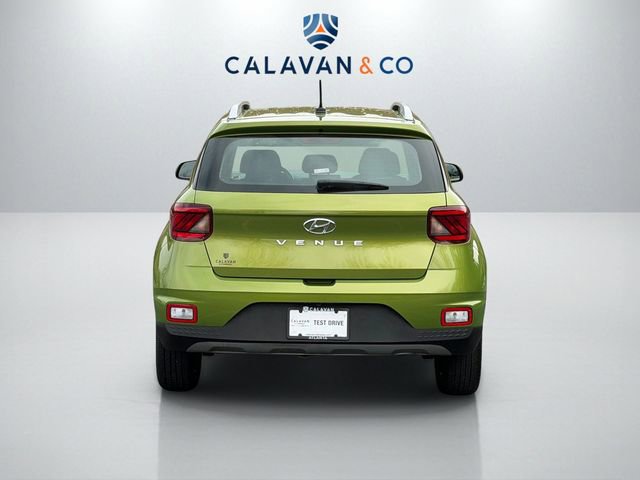 Used 2024 Hyundai Venue SEL image 6