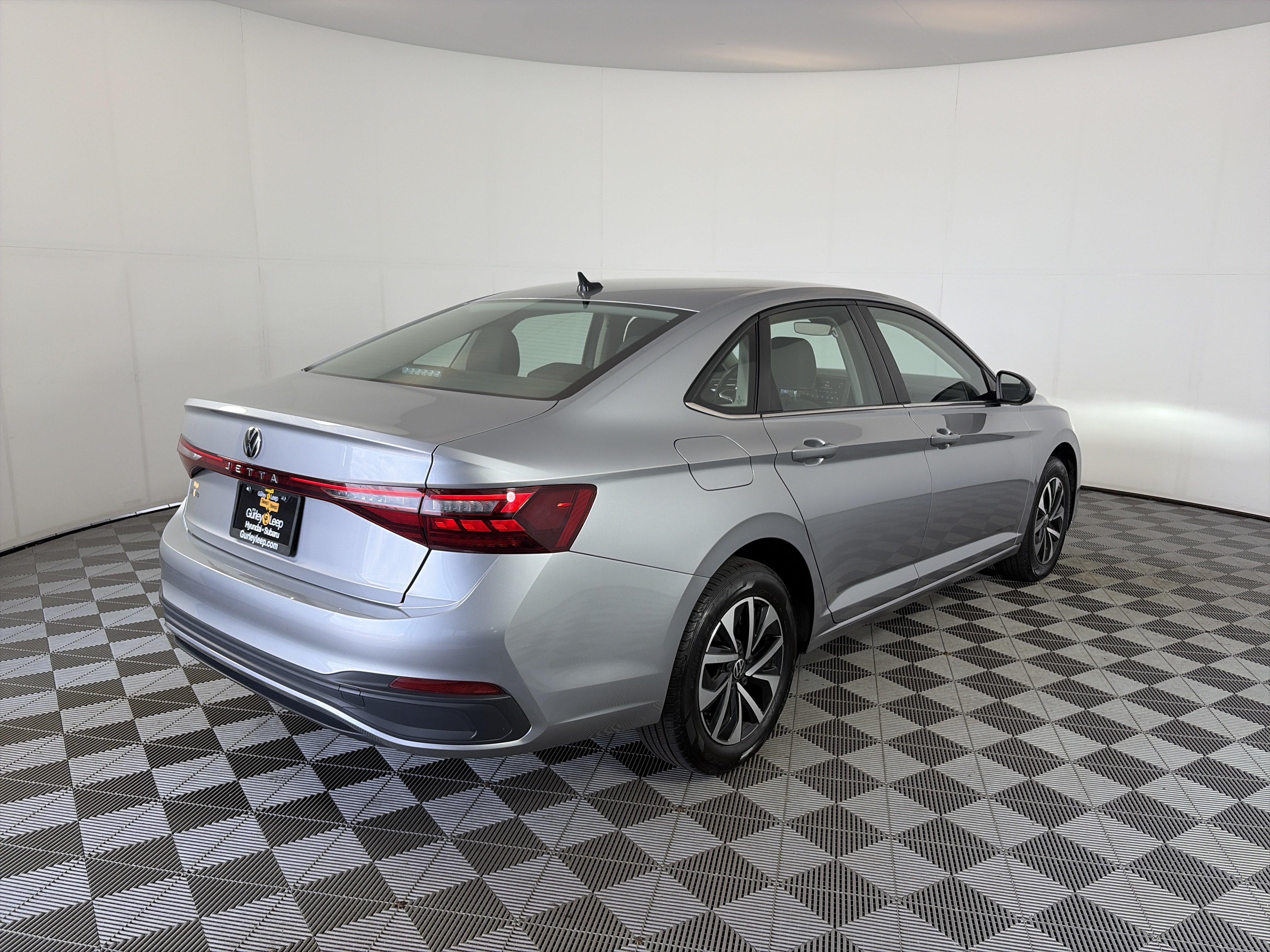 Used 2025 Volkswagen Jetta S FWD image 10
