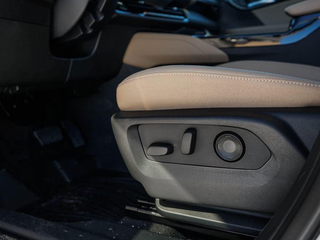 New 2026 Buick Envision Preferred AWD/4WD image 18