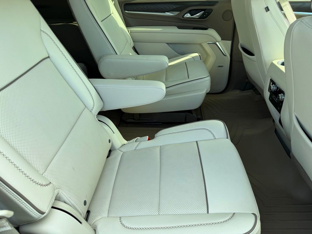 Used 2023 GMC Yukon Denali image 19