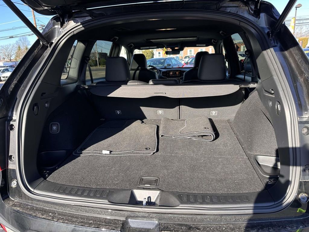 Used 2025 Honda Passport EX-L image 7