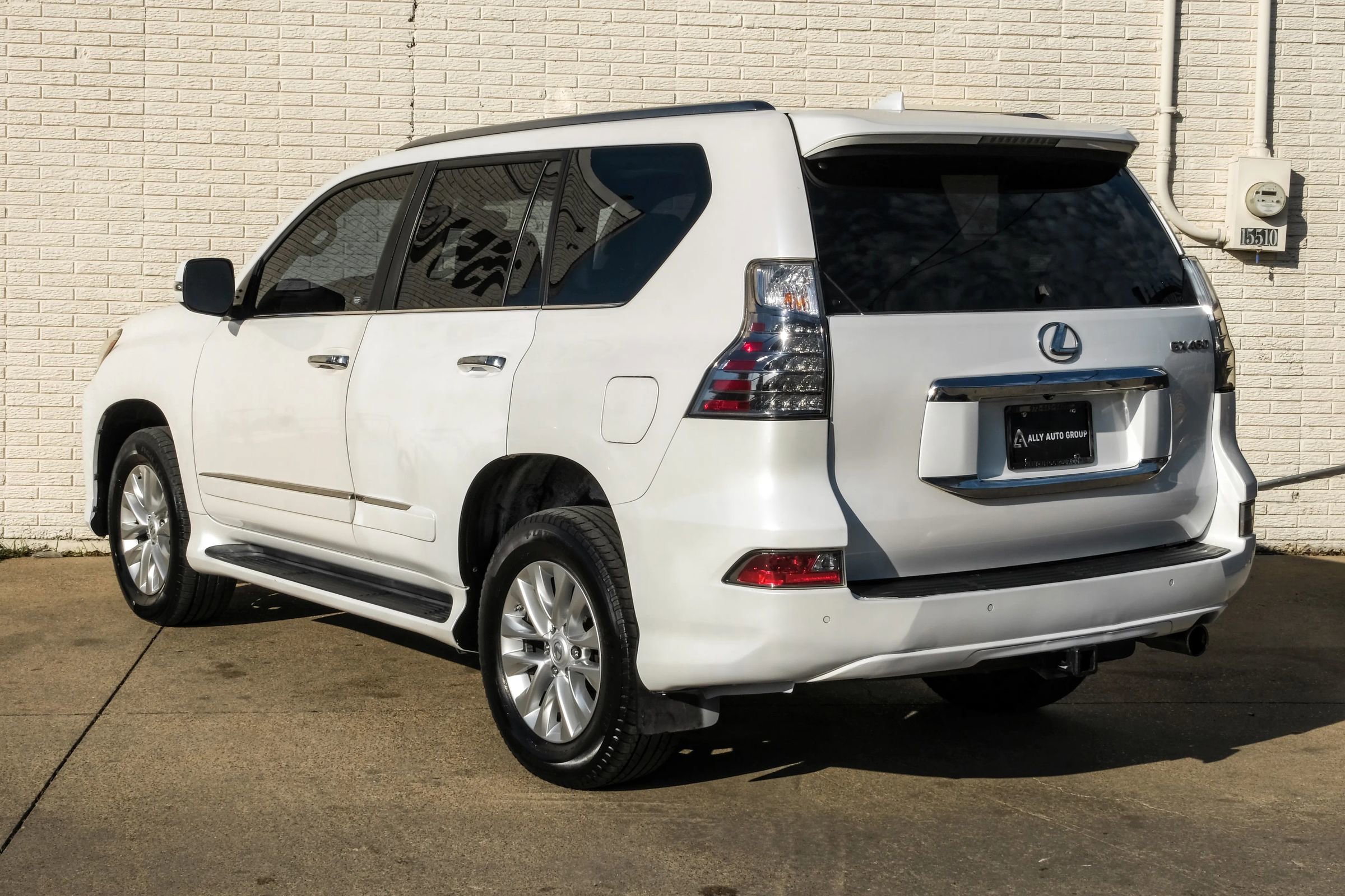 Used 2017 Lexus GX 460 image 10