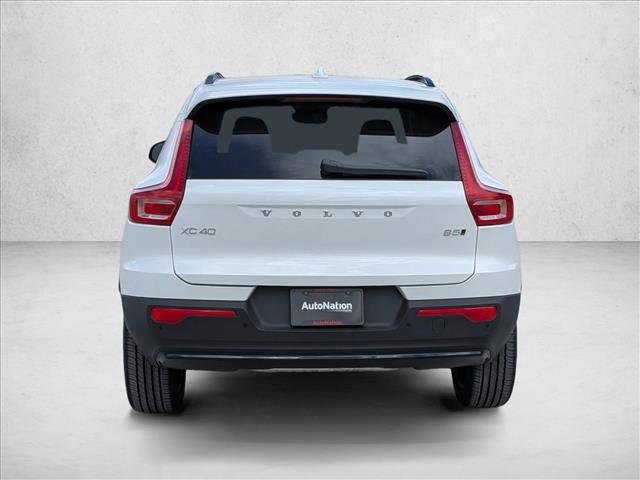 New 2026 Volvo XC40 B5 Plus w/ Protection Package Premier AWD/4WD image 7
