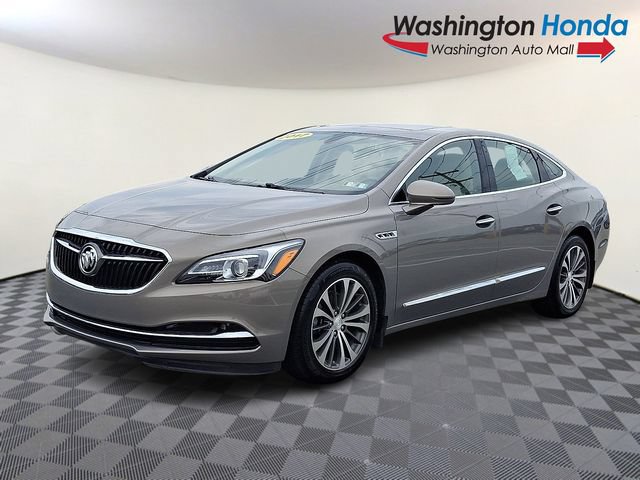 Used 2017 Buick LaCrosse Essence w/ Sun and Shade Package FWD image 3