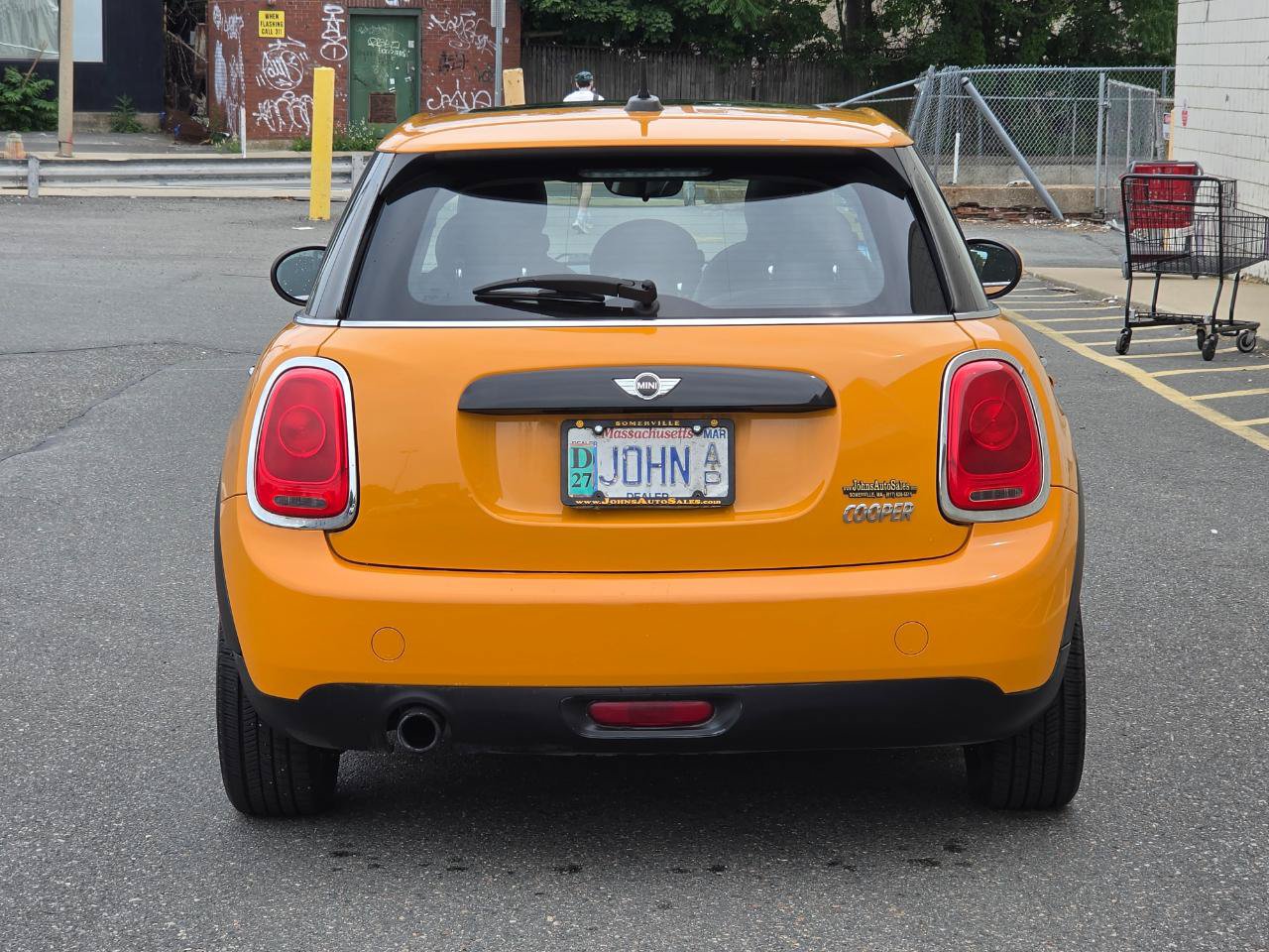 Used 2016 MINI Cooper 4-Door Hardtop FWD image 6
