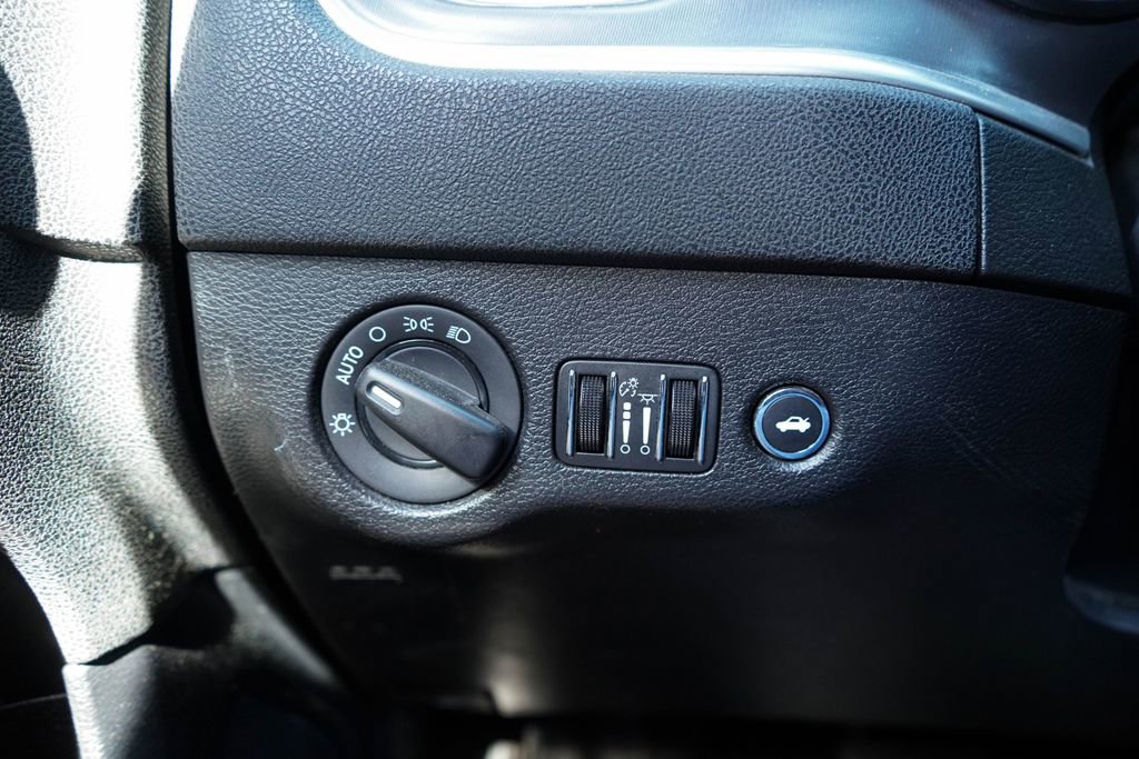 Used 2021 Dodge Charger SXT w/ Leather Interior Group image 26