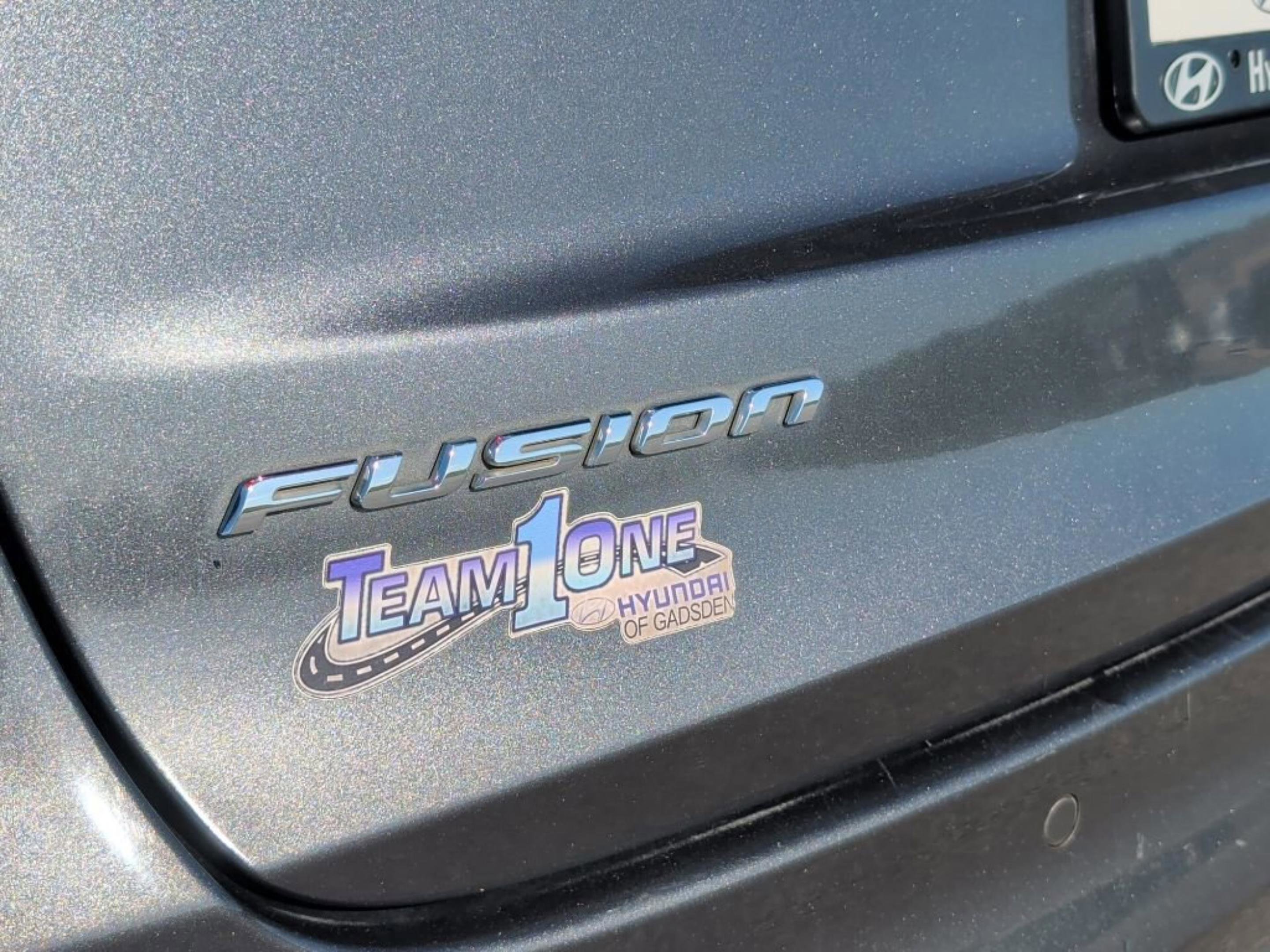 Used 2020 Ford Fusion SE image 45