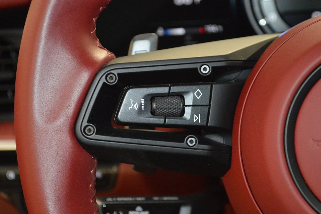 Certified 2024 Porsche 911 Carrera GTS image 21
