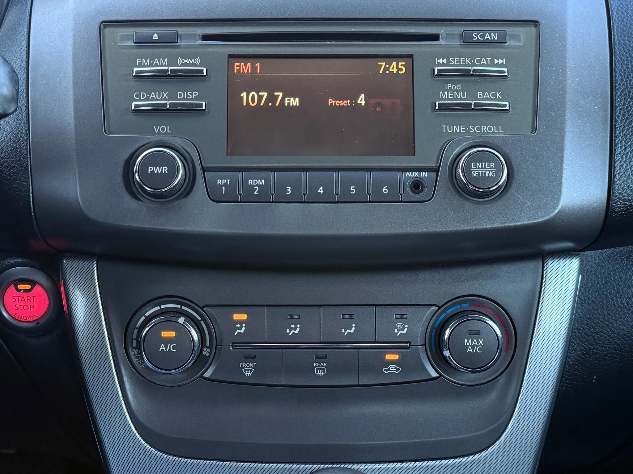 Used 2014 Nissan Sentra SR w/ SR Driver Package FWD image 26