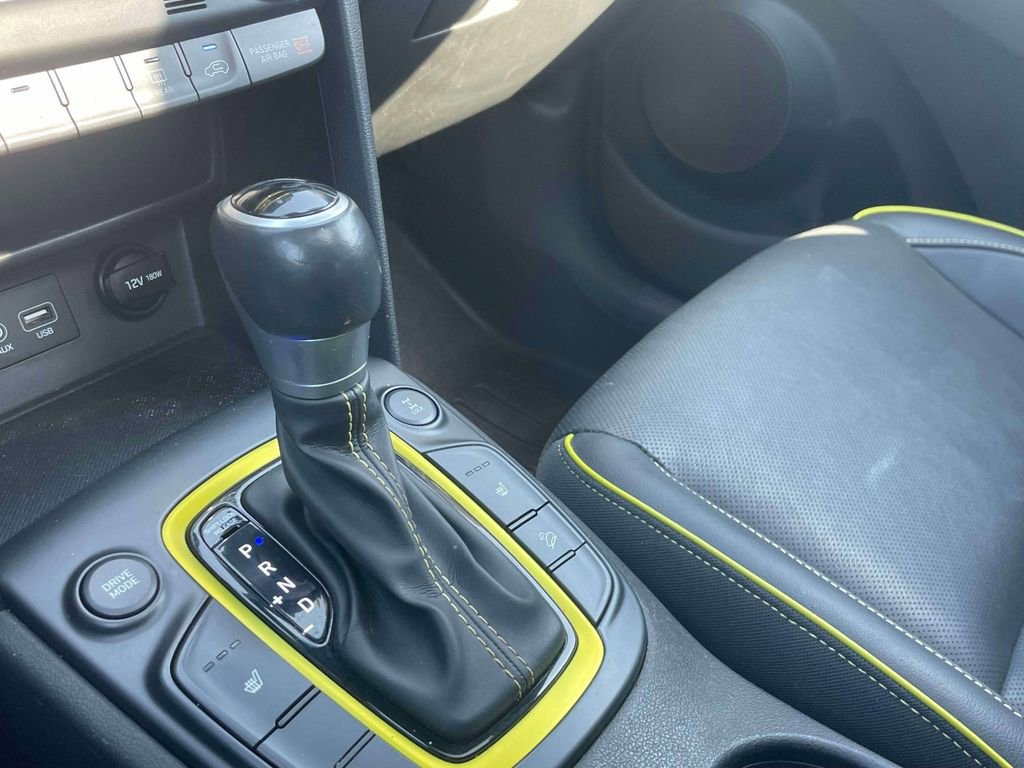 Used 2018 Hyundai Kona Limited image 31