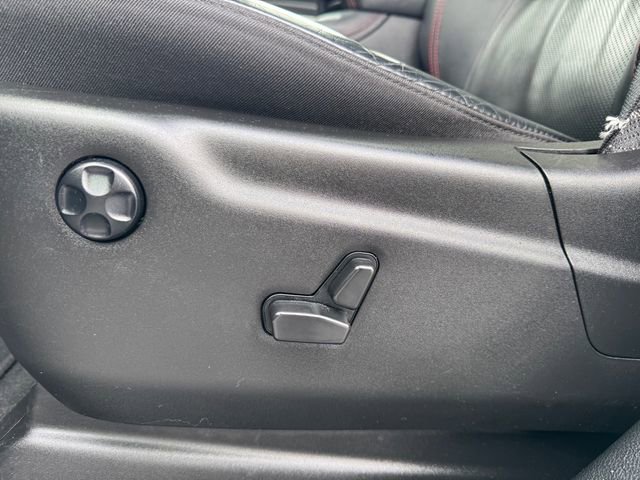 Used 2024 Dodge Durango GT image 16