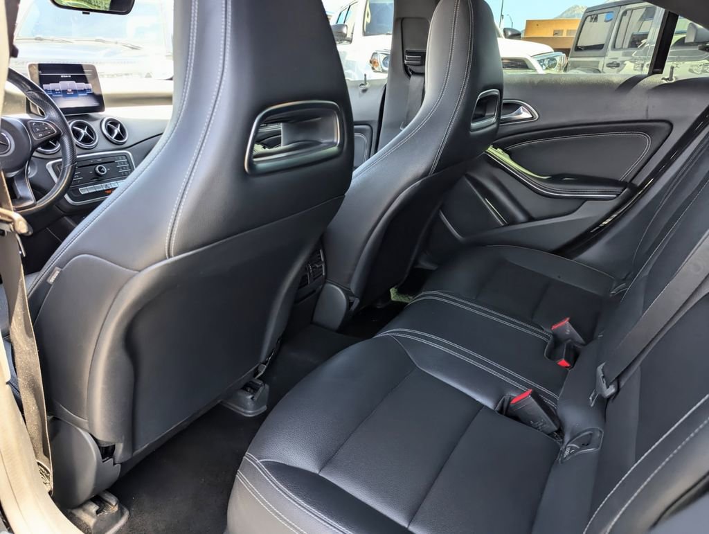 Used 2019 Mercedes-Benz CLA 250 4MATIC image 29